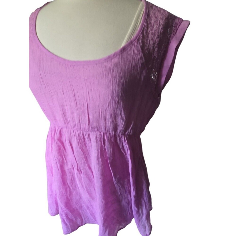 Eyelash Couture Lilac Crinkled Top Crochet Lace Accent Cap Sleeve - L